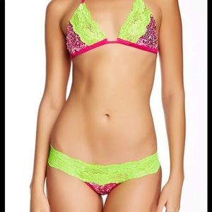 SOLD - Beach Bunny Swimwear Bikini